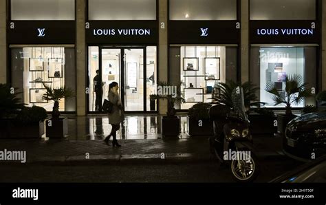 louis vuitton palermo via liberta|louis vuitton palermo locations.